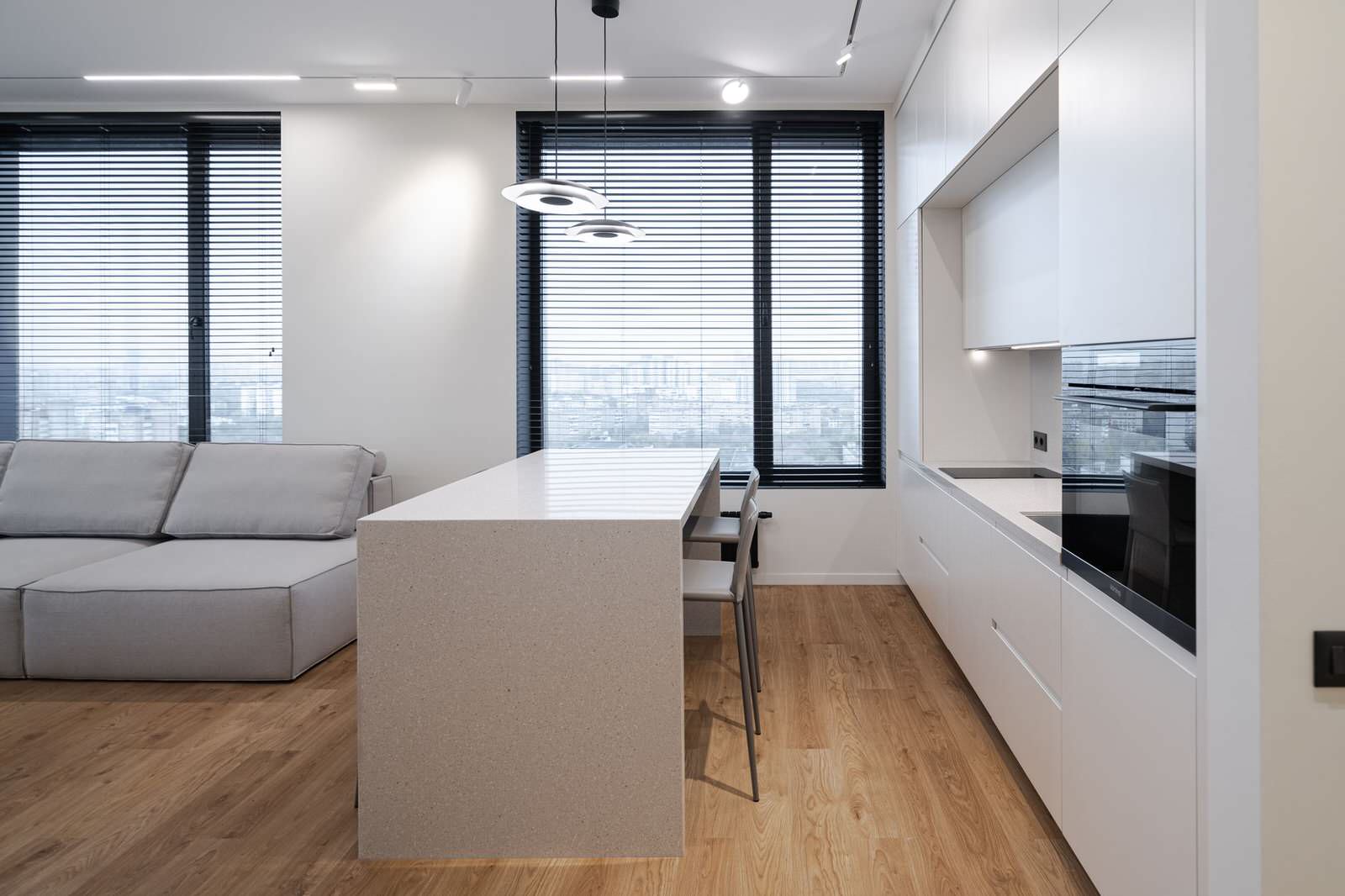 Серый минимализм | 58 кв.м.