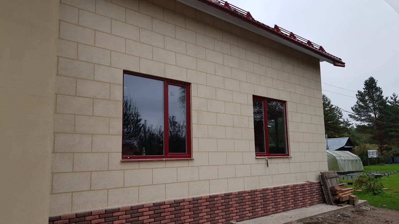 Изготовление фасада из декоративной штукатурки в Кириши