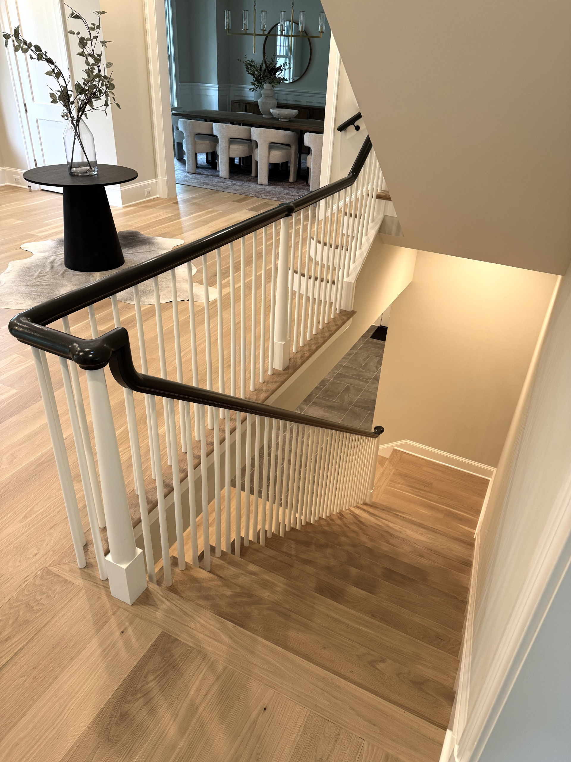 138_Elegant Double Bullnose Entry Stair, Bethesda, MD 20814
