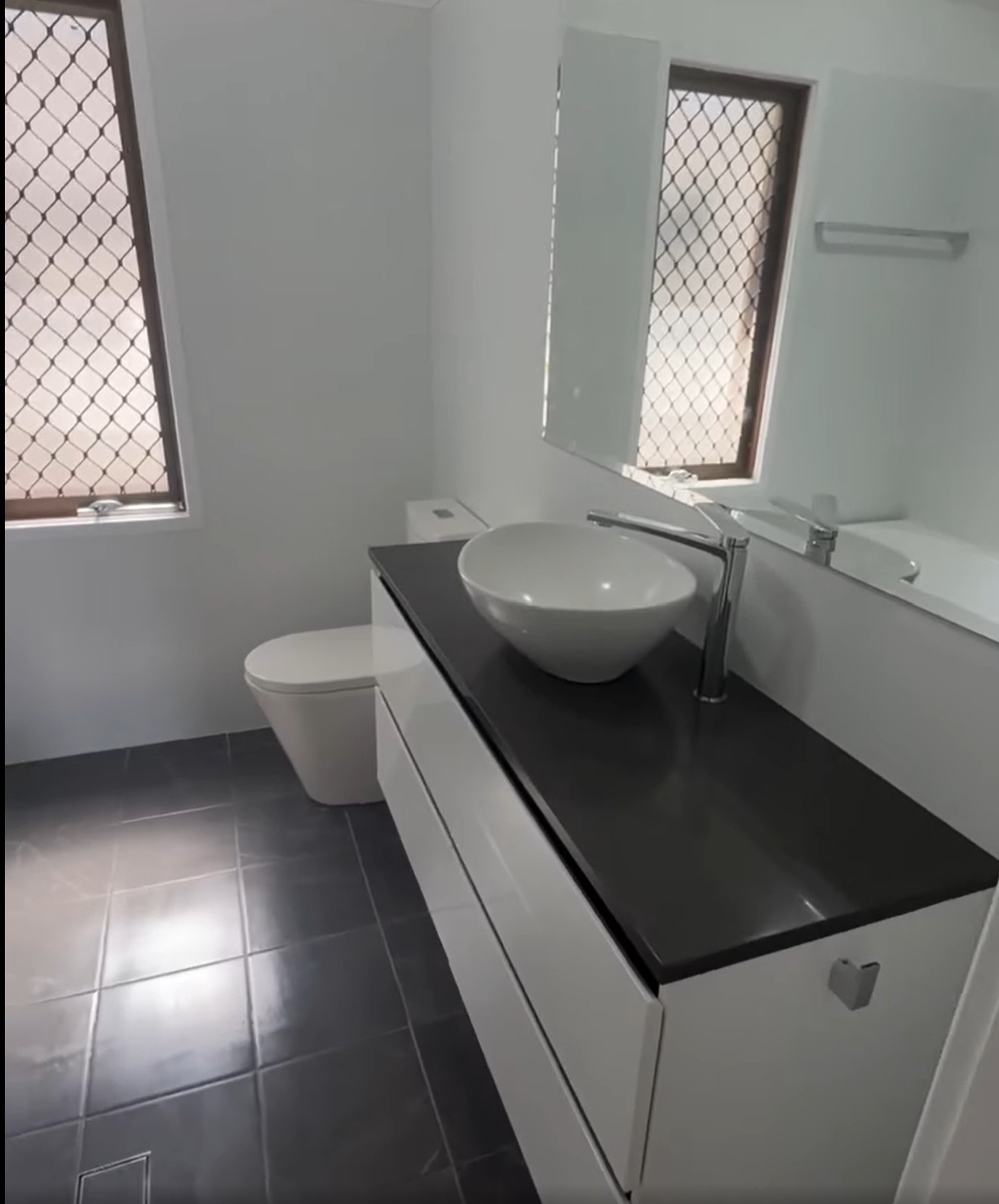 Bathroom Belmont