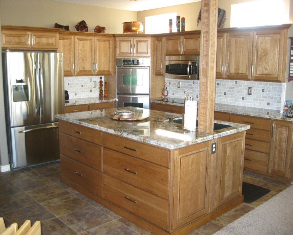 Kitchen - kitchen idea in Phoenix