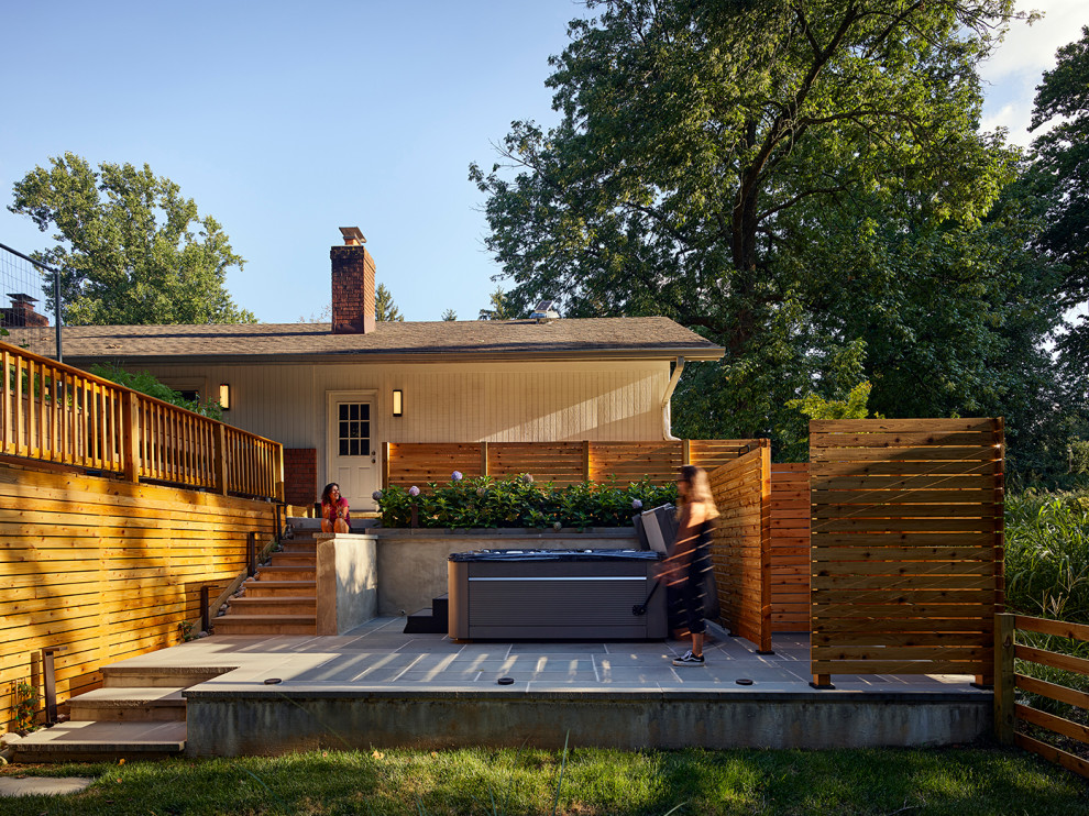 Small minimalist home design photo in Baltimore