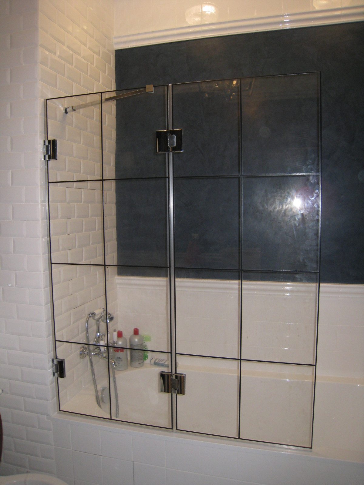 Душевые ограждения на ванну