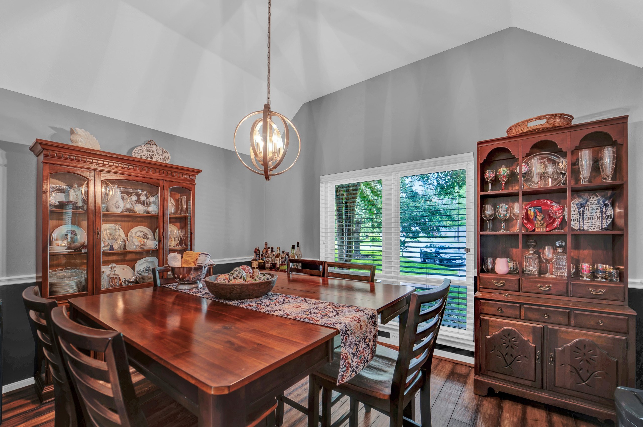 Express with a touch of Blue