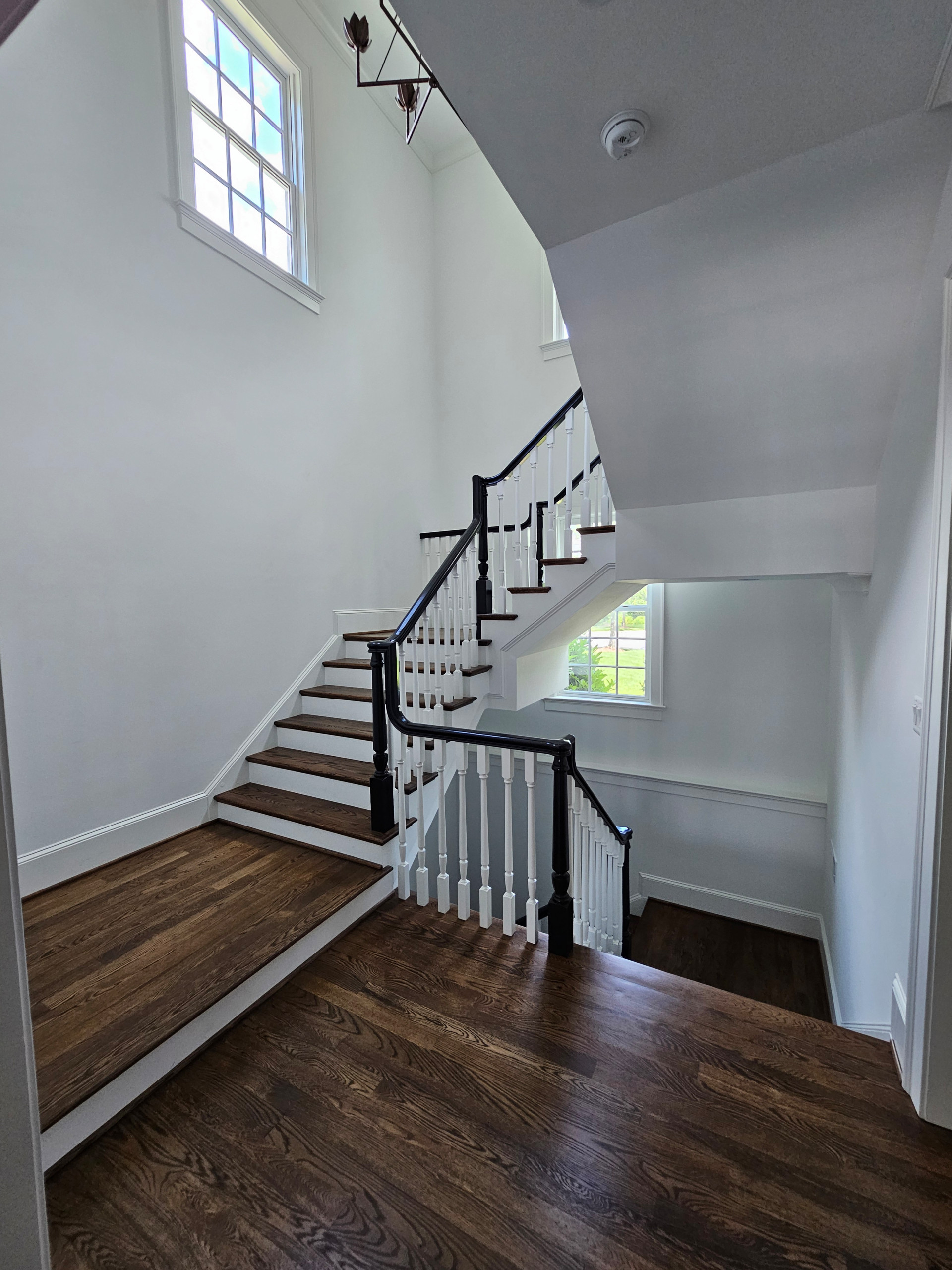 121_Elegant Floating Staircase, Chevy Chase, MD 20815