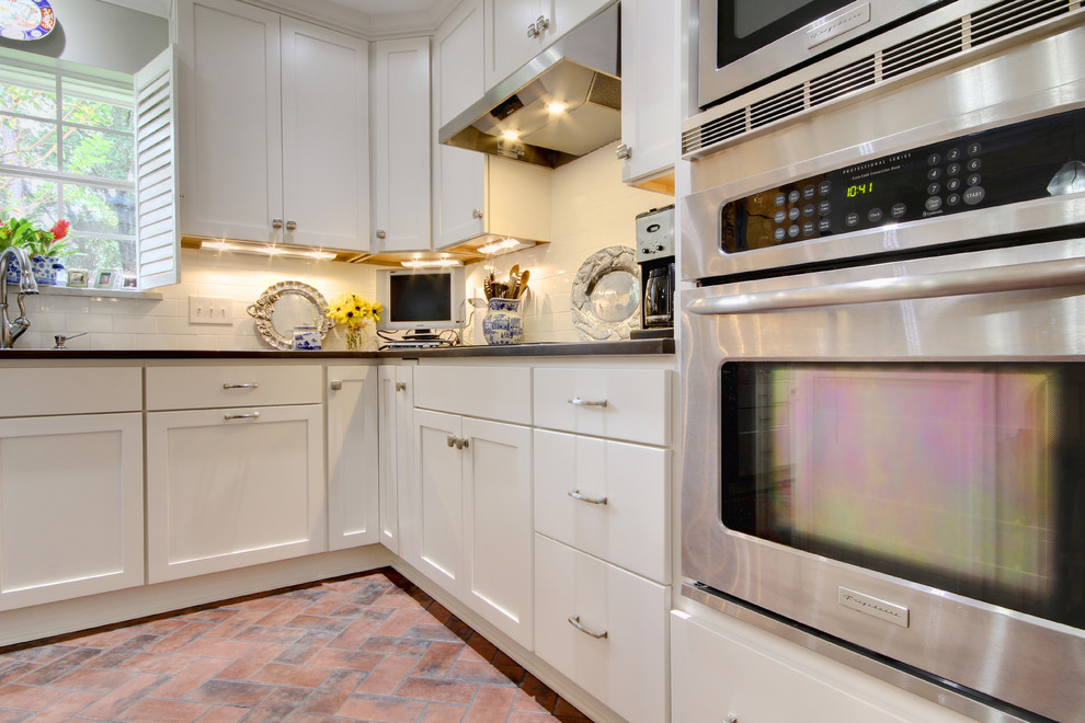 Inspiration for a transitional kitchen remodel in Miami