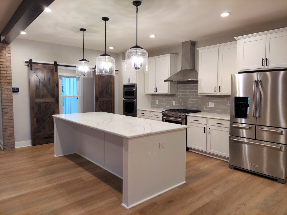 Kitchen - kitchen idea in Columbus