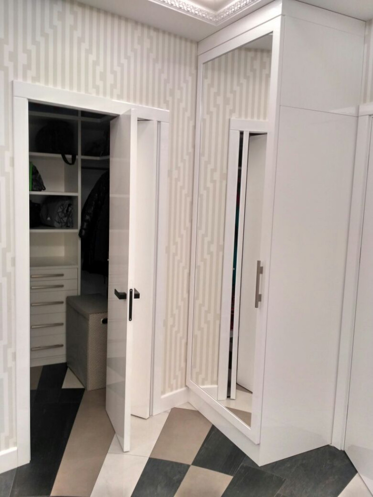 Мебель по индивидуальному проекту (архитекторы И. Березовская и А. Овчинников)