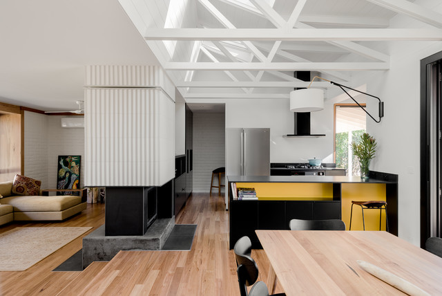 Mountview midcentury-kitchen