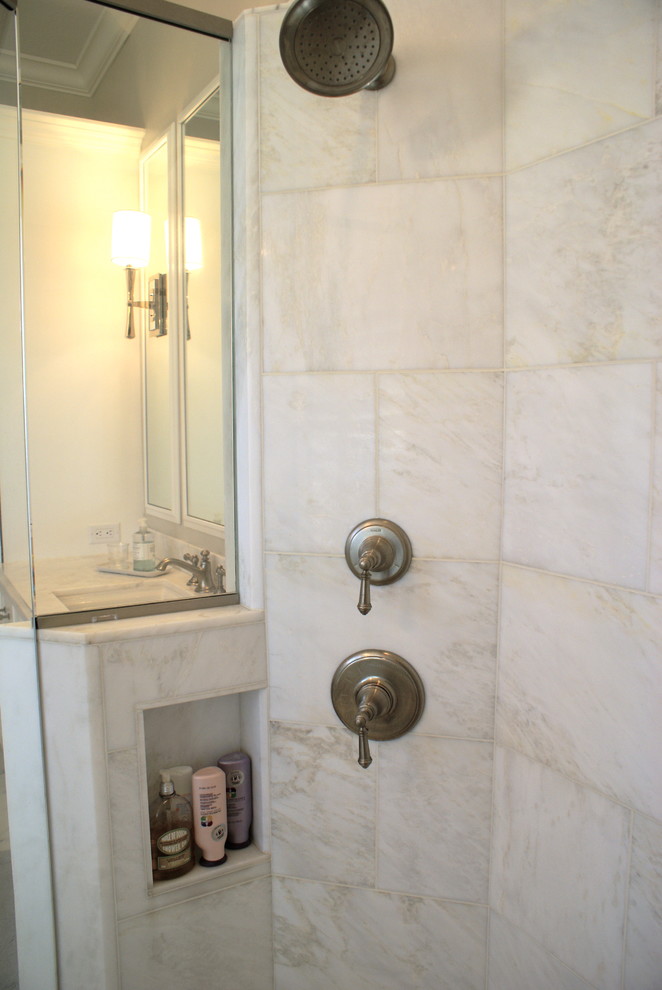 This is an example of a mid-sized transitional bathroom in Miami.