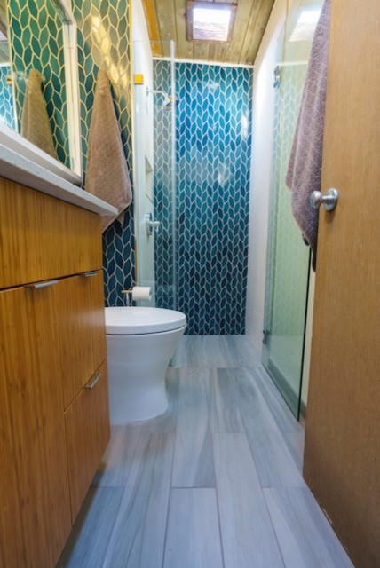 El Cerrito Hills Mid Centaurus Modern Master Bathroom