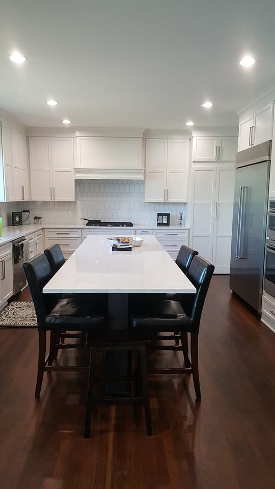 Kitchens - (Des Moines, Iowa)