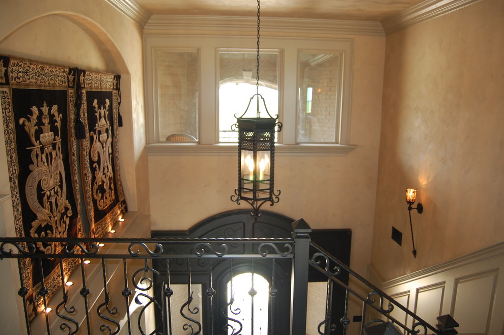 Mountain style entryway photo in Austin