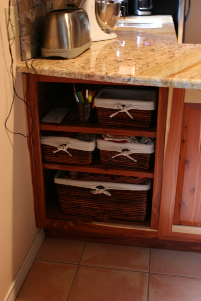 Mountain style kitchen photo in Austin