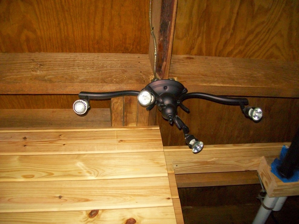 Home design - rustic home design idea in Austin