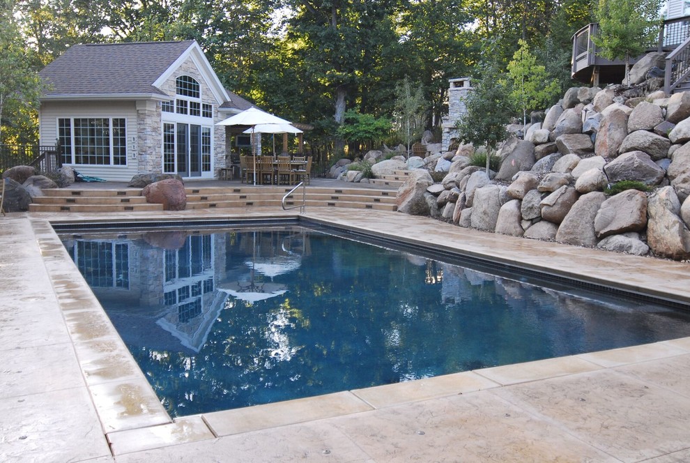 Example of a transitional pool design in Cedar Rapids