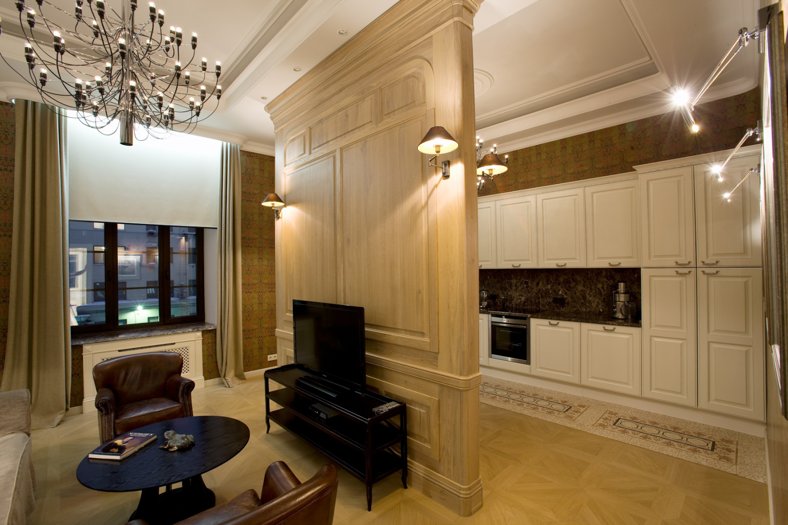 САДОВОЕ КОЛЬЦО, ДОМ БУЛГАКОВА. Г. МОСКВА, 135 М2