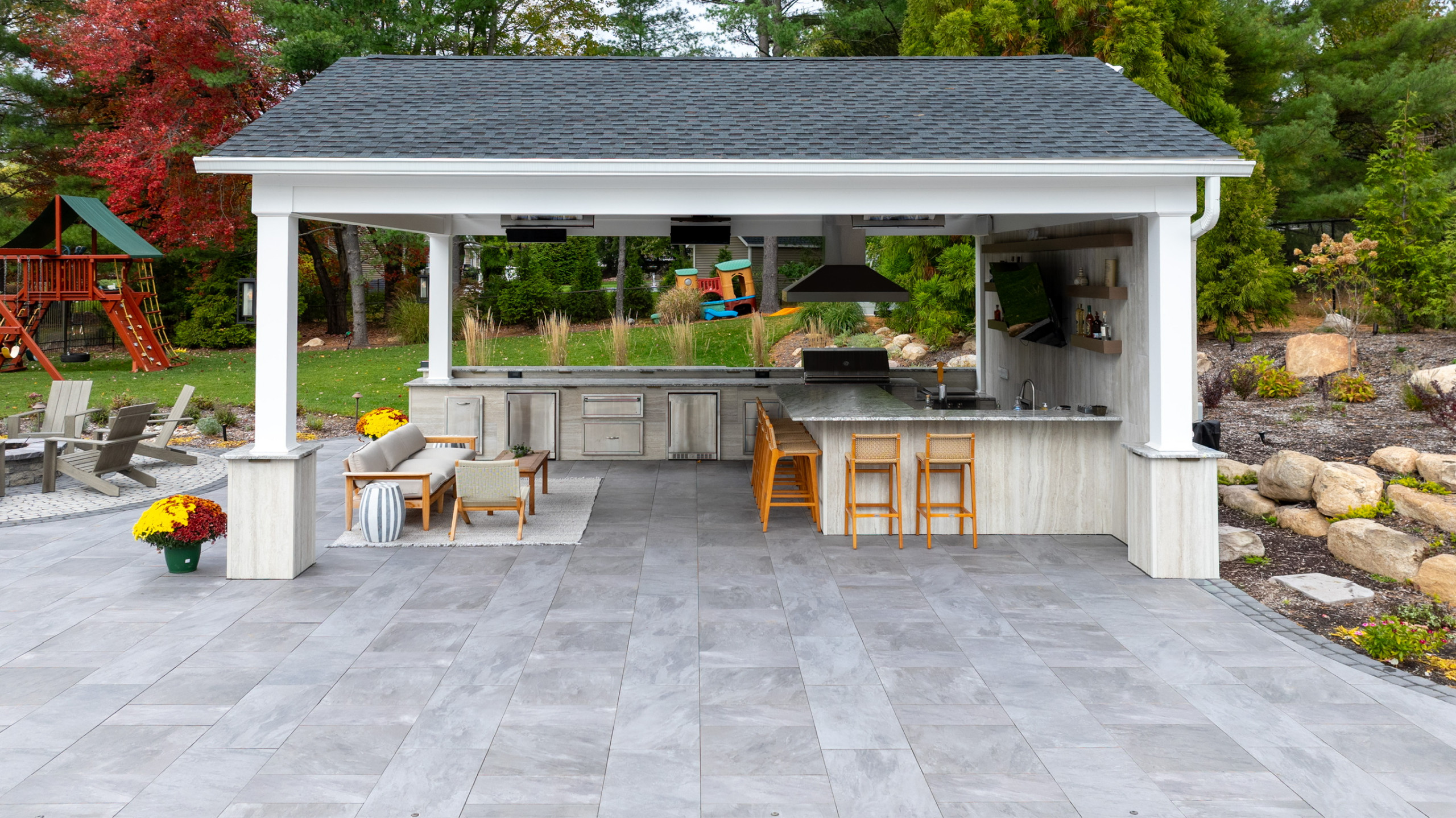 Porcelain Paradise with a Party Pavilian