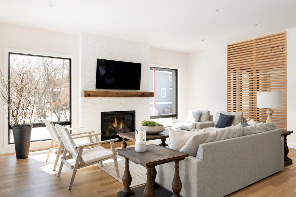 Design ideas for a scandinavian living room in Minneapolis.