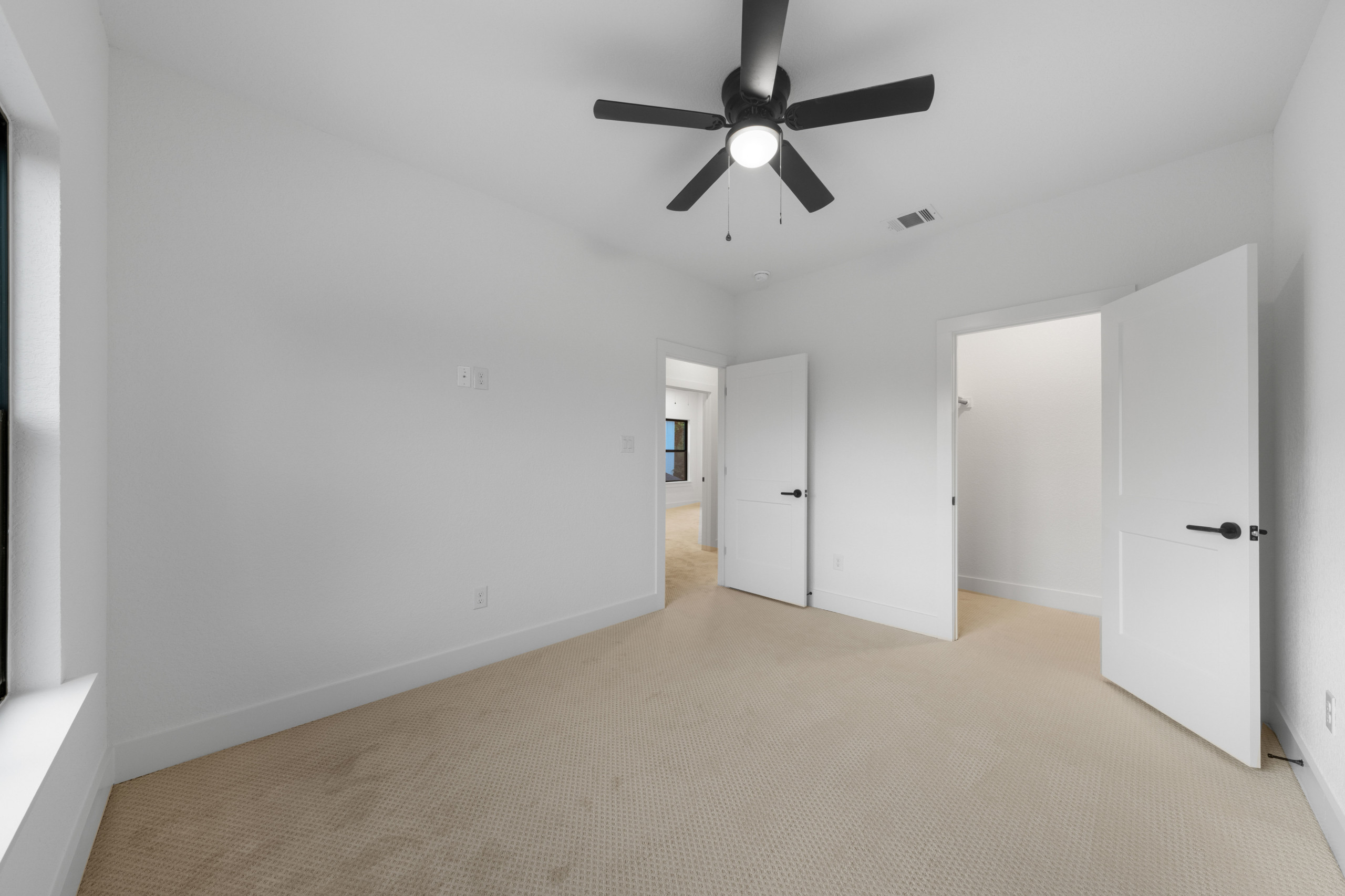 1722 N Olive