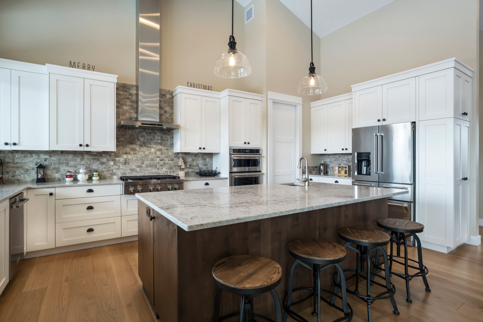 Kitchen - rustic kitchen idea
