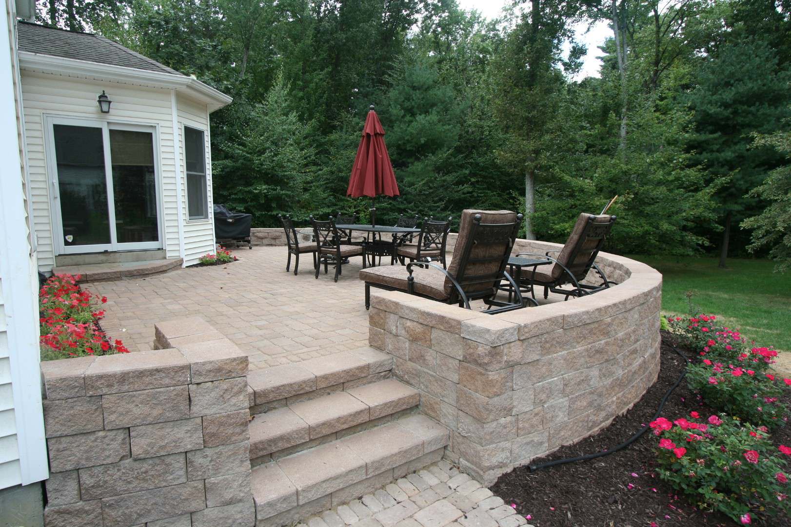 Raised Patio - Photos \u0026 Ideas | Houzz, image size:1622x1082
