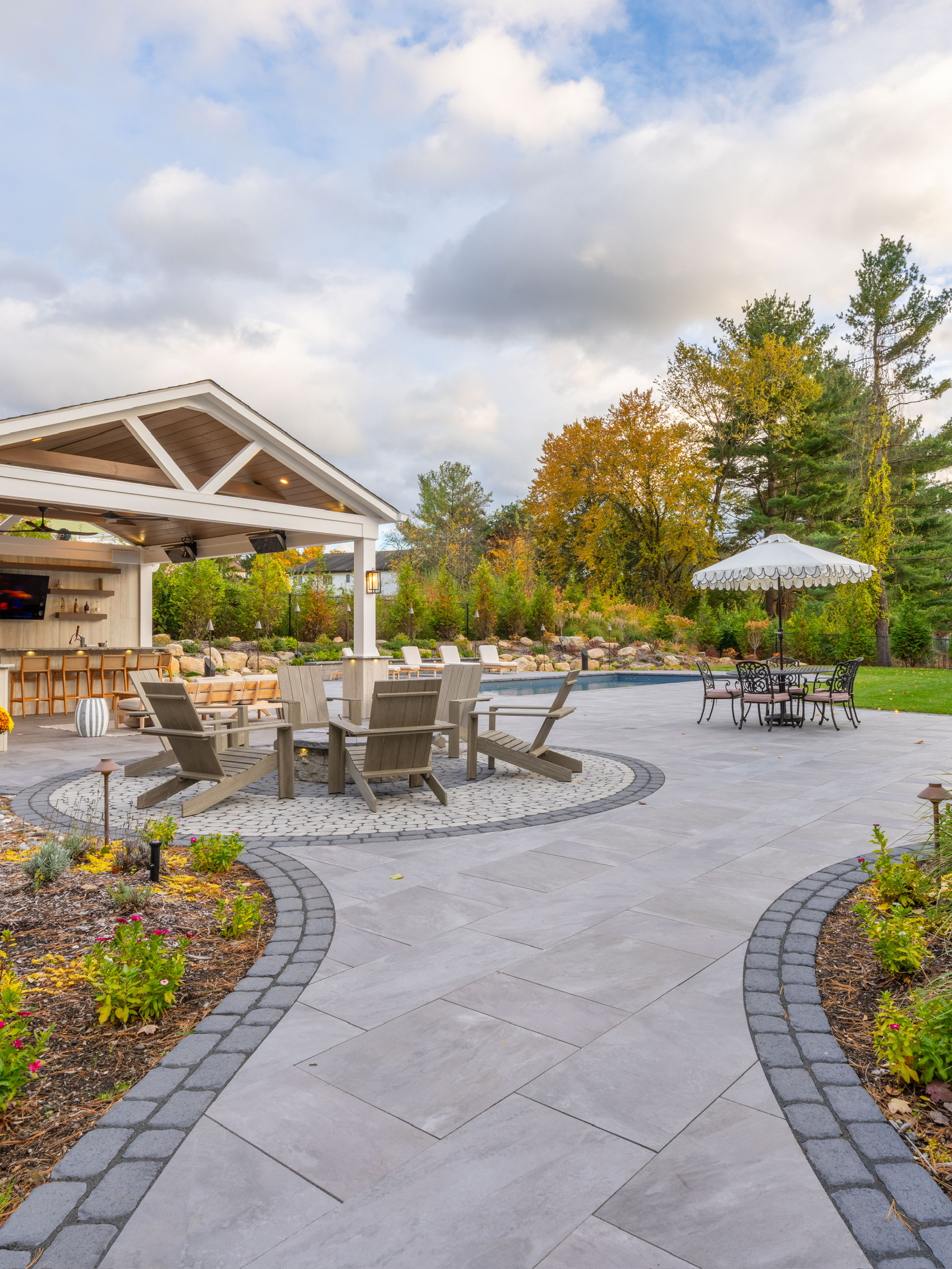 Porcelain Paradise with a Party Pavilian