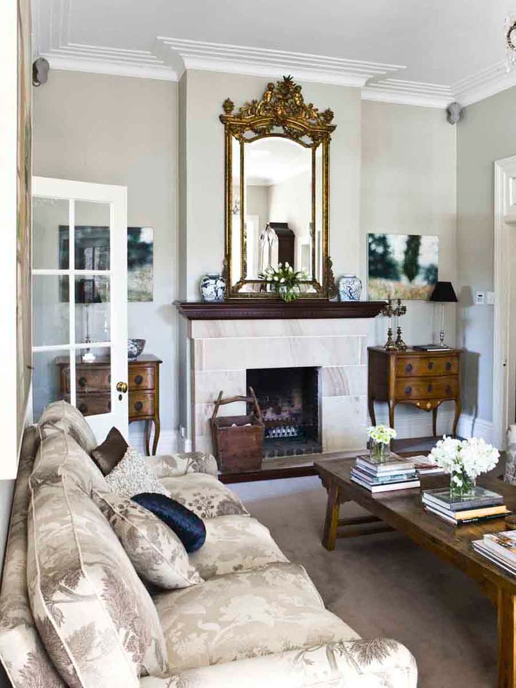 This is an example of a traditional living room in Sydney.