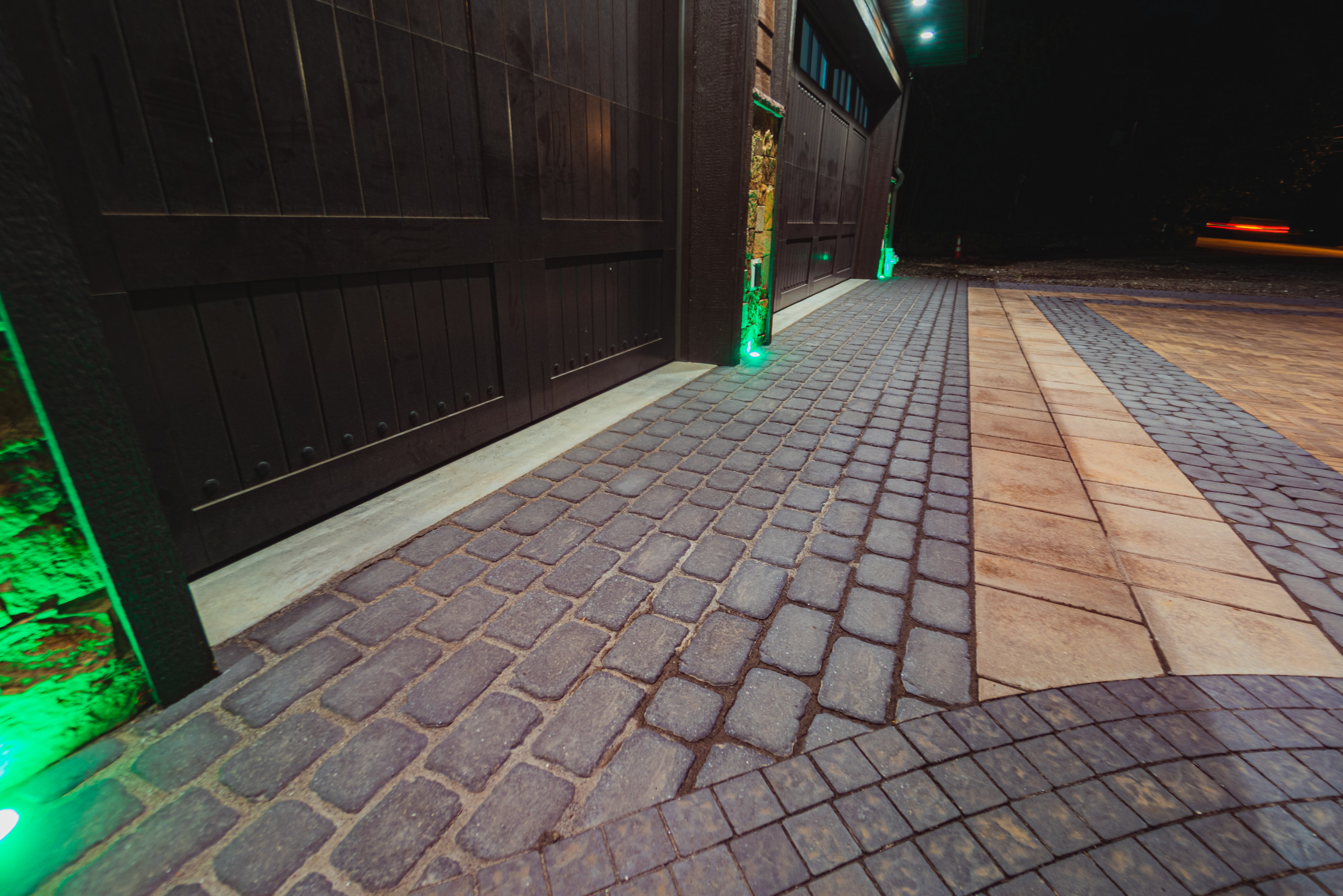 Award Winning Driveway Courtyard