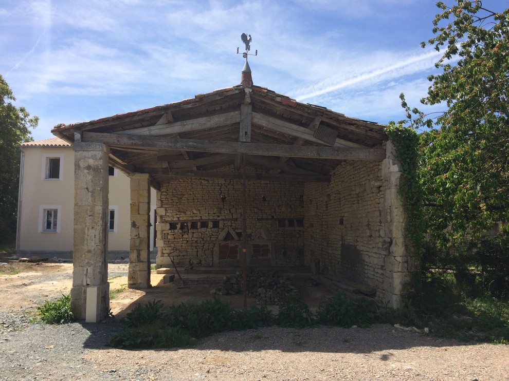 Transformation d'une grange en garage près de Niort.