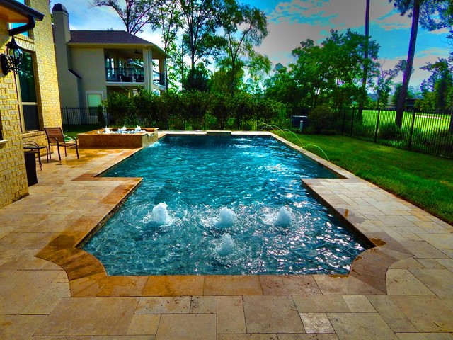 Rectangular Pool 5 with Pencil Jets and Covered Patio modern-pools