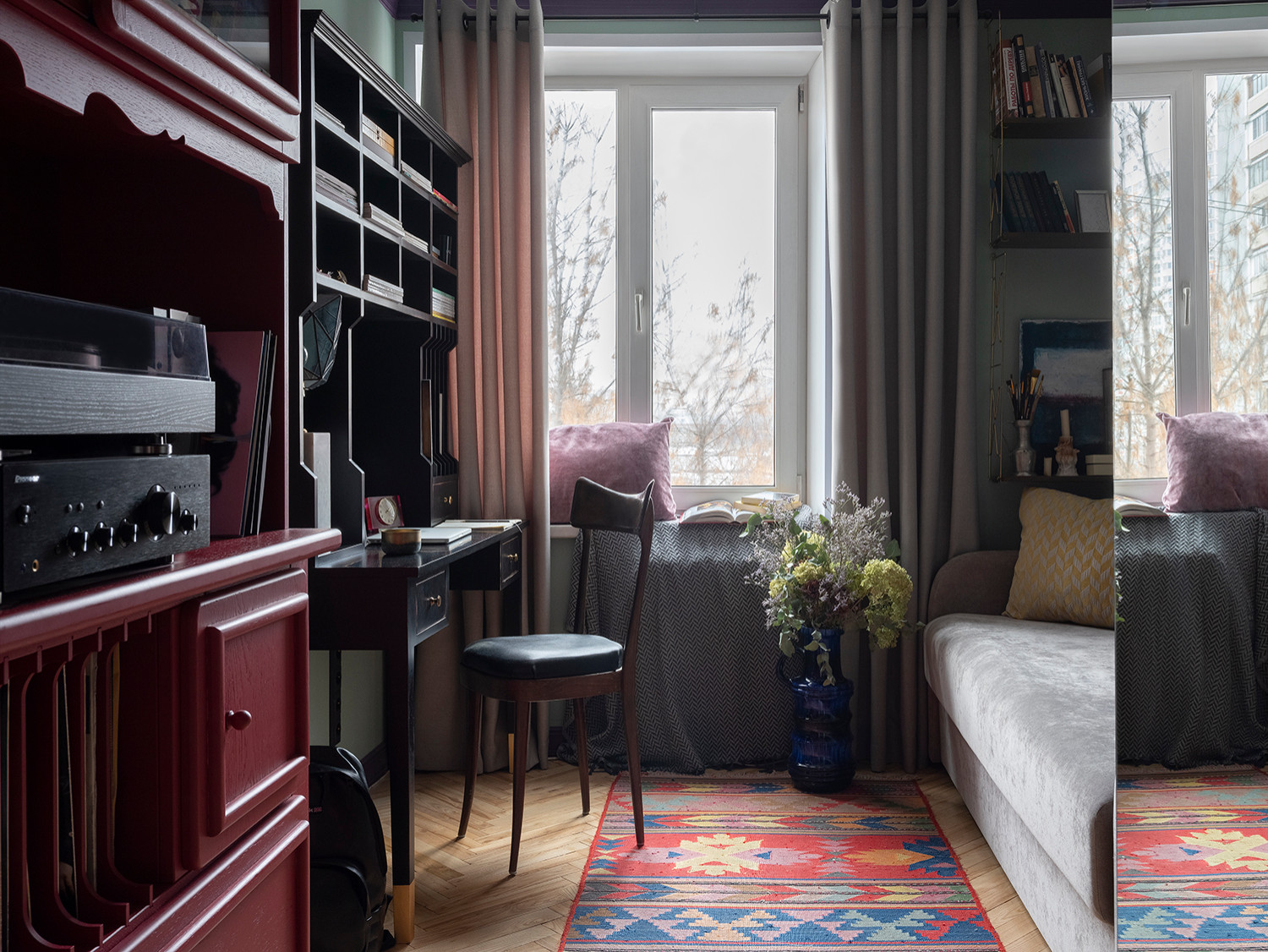 Комната-кабинет интерьерного фотографа Дины Александровой