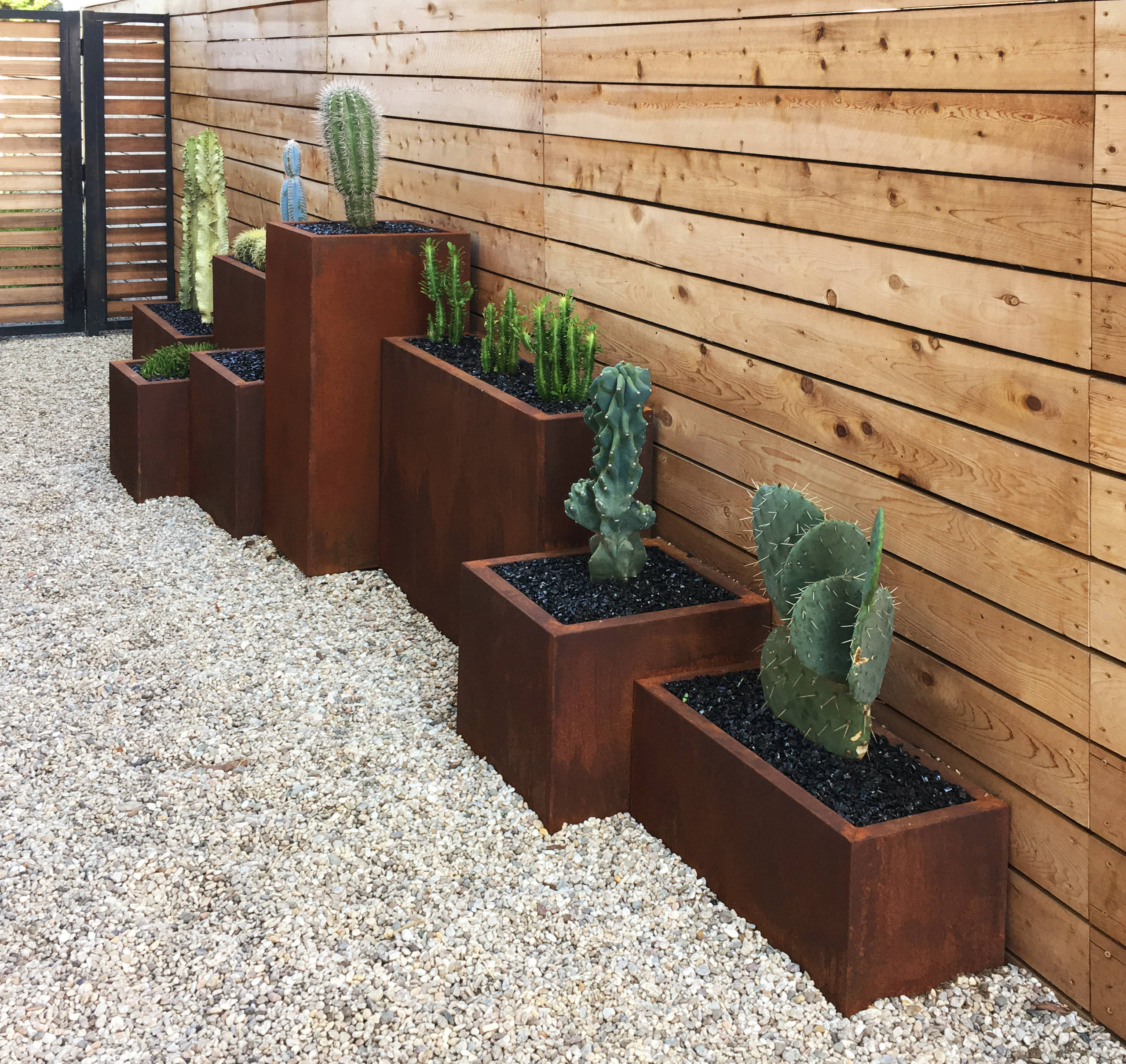 75 Desert Landscaping Ideas You'll Love - January, 2026 | Houzz, image size:2560x2420