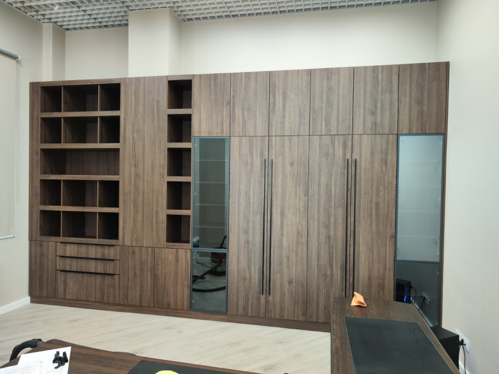 Шкаф в кабинет руководителя