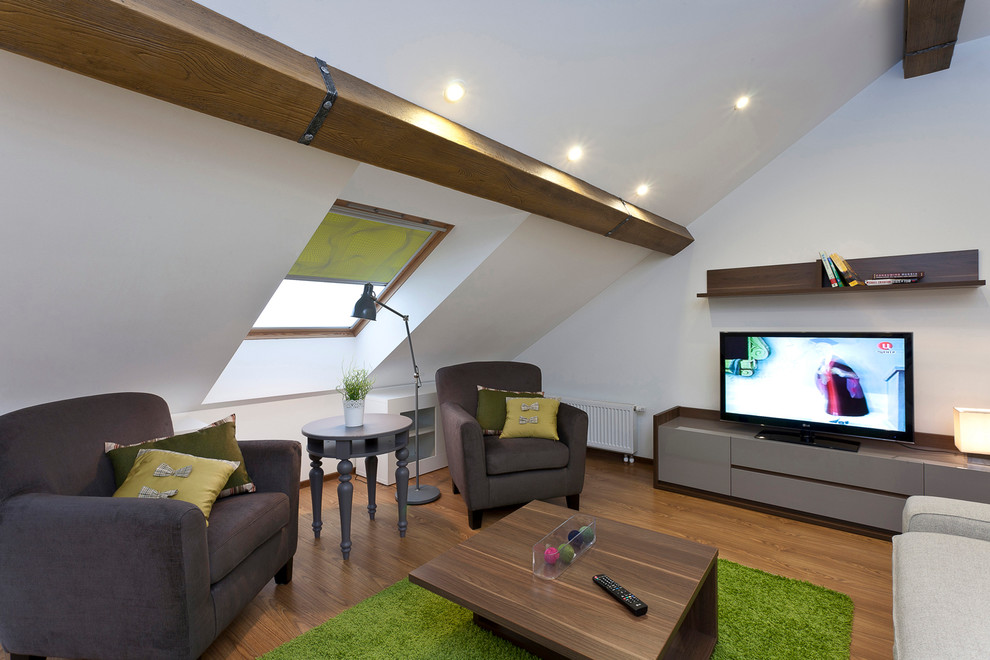 Bear's den in the City Jungle/Берлога в городских джунглях