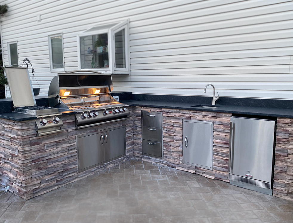 L Shaped Outdoor Kitchen