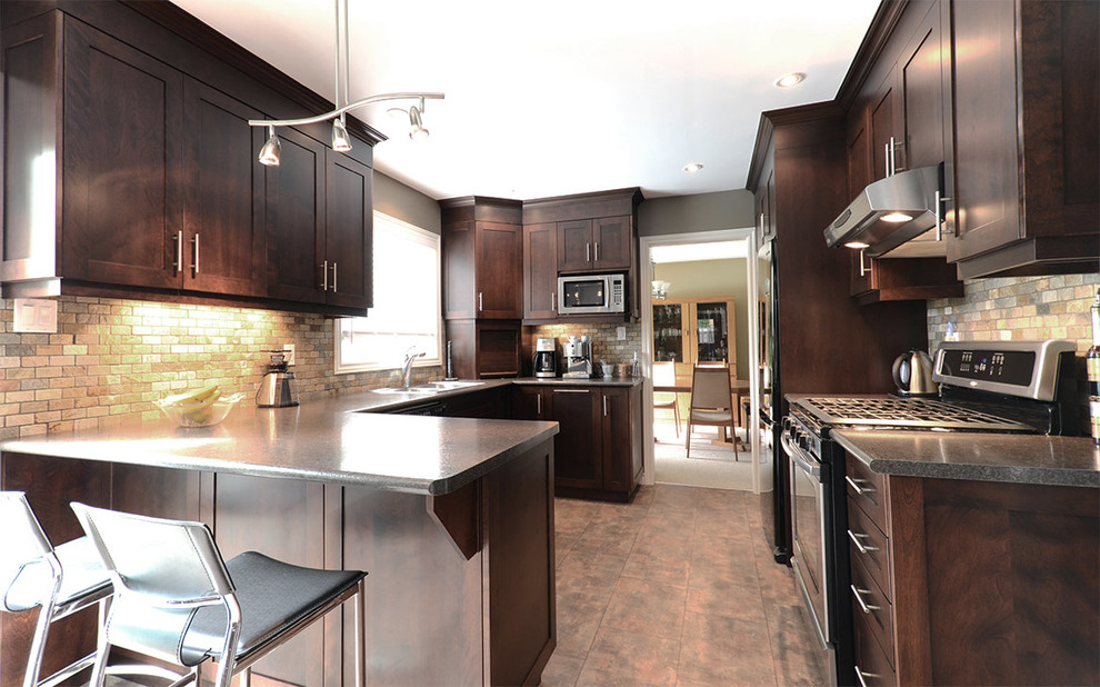 Inspiration for a craftsman kitchen remodel in Toronto