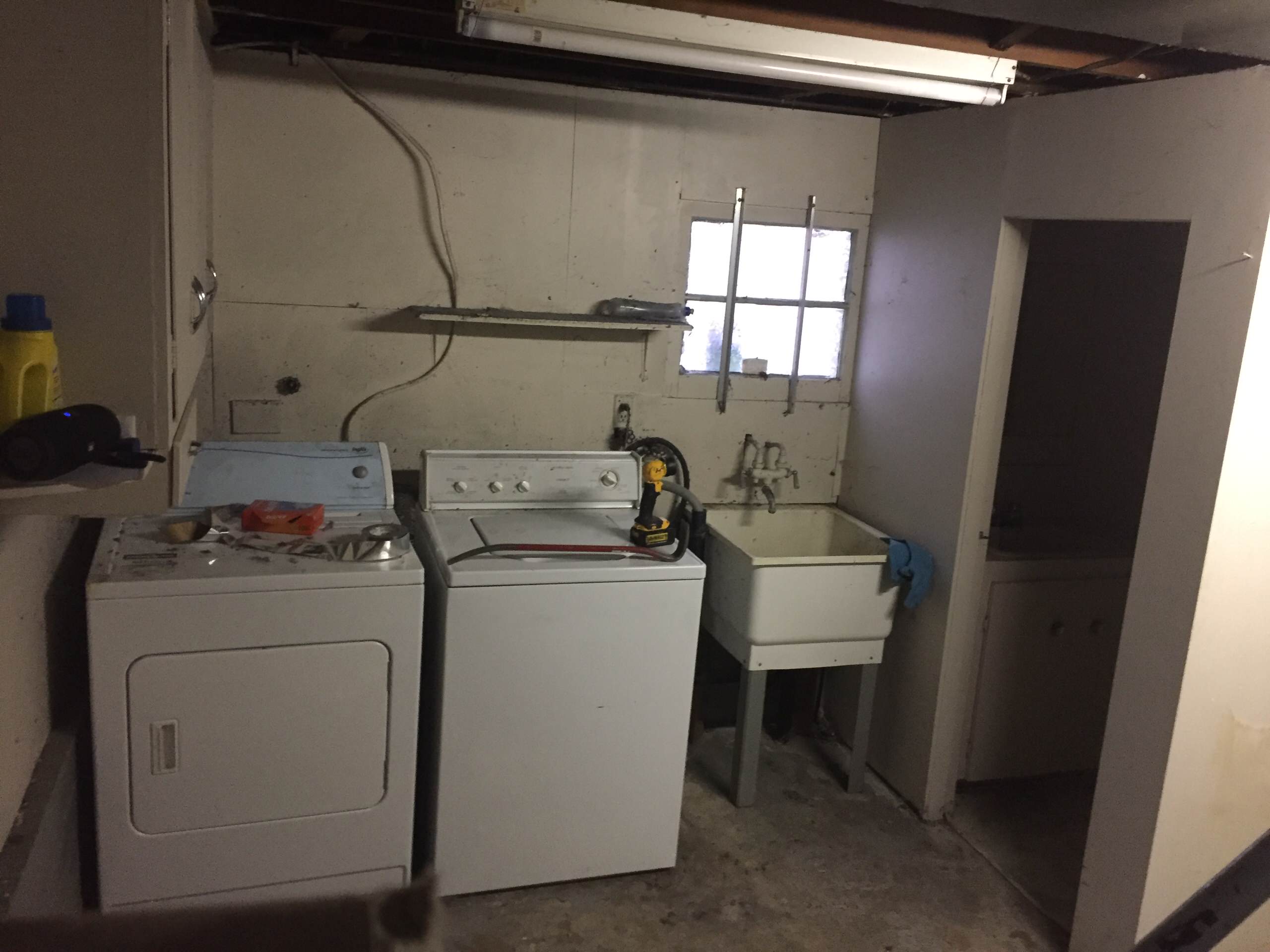 Garden Drive basement bathroom / laundry room