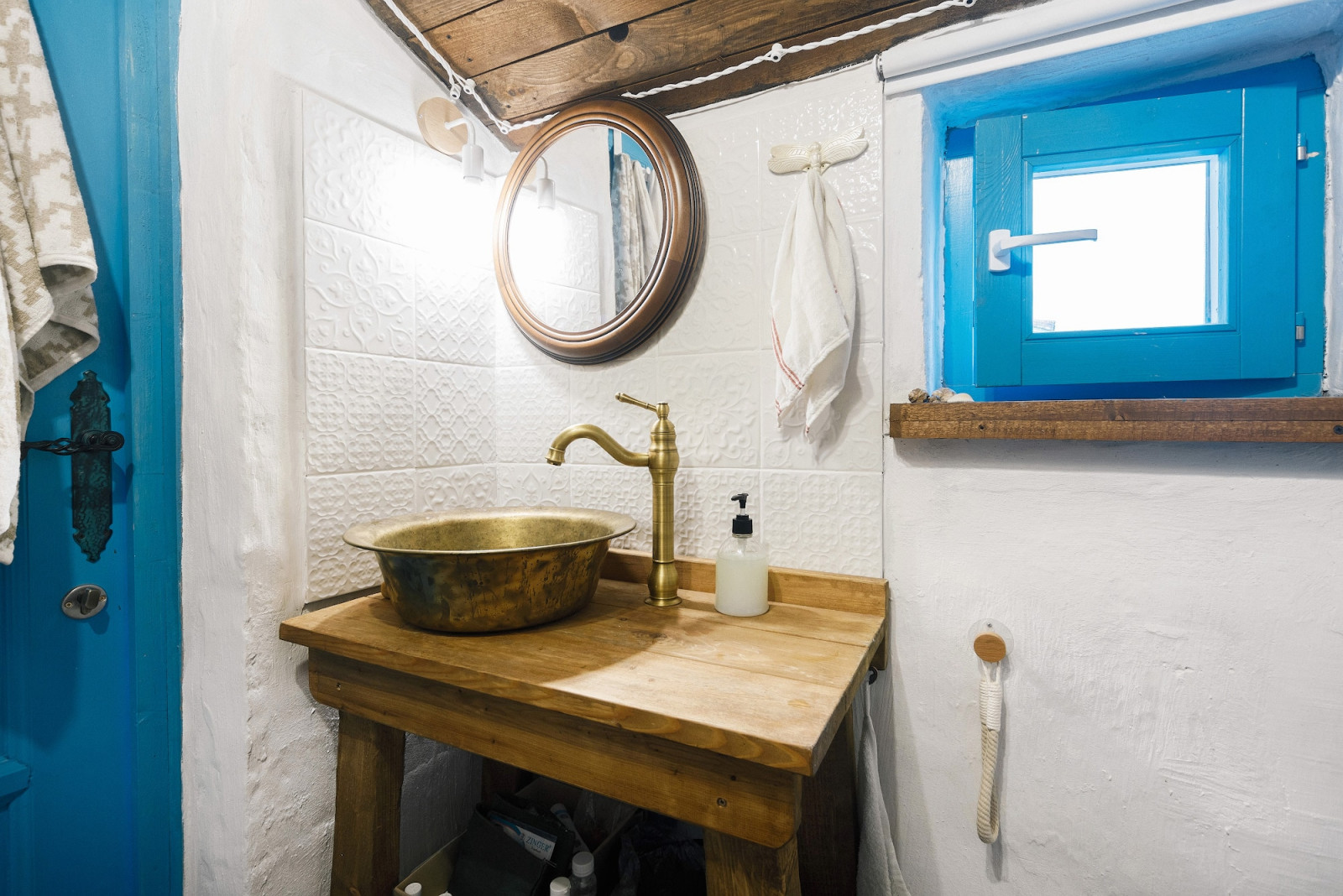 Домик у моря