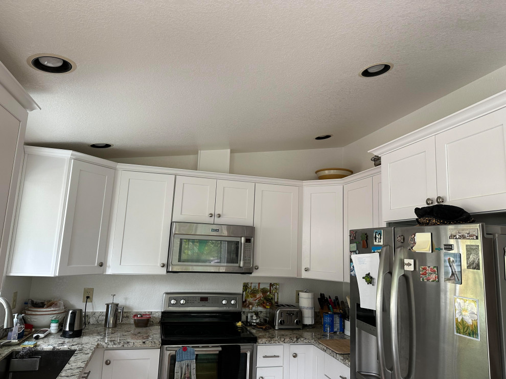 Kitchen - kitchen idea in Seattle