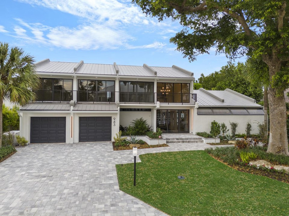943 Evergreen Residence