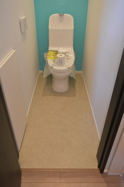 中尾町 moderne-toilettes