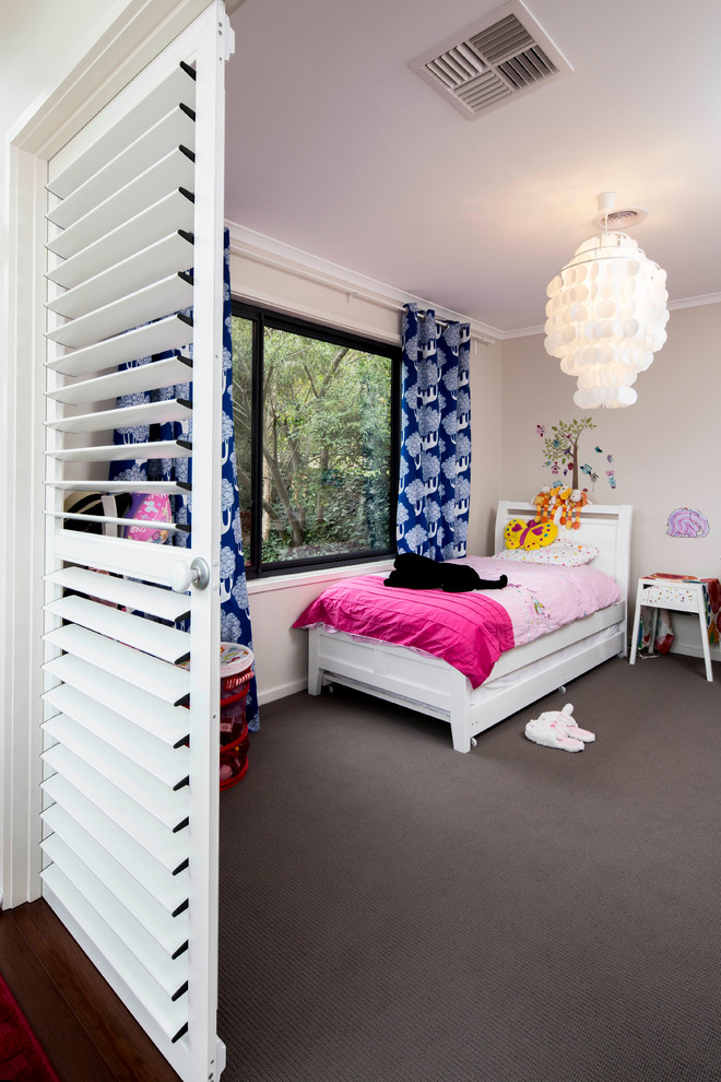 This is an example of a contemporary kids' room in Canberra - Queanbeyan.