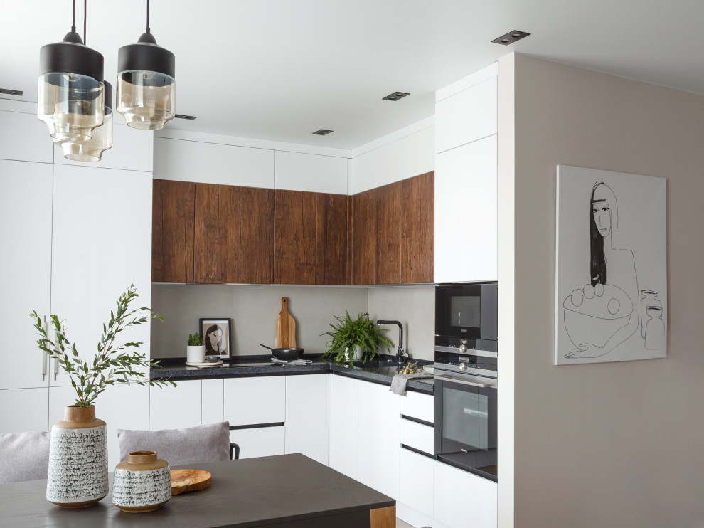 Трехкомнатная квартира в Москве