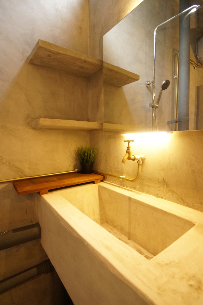 Design ideas for an industrial bathroom in Singapore.