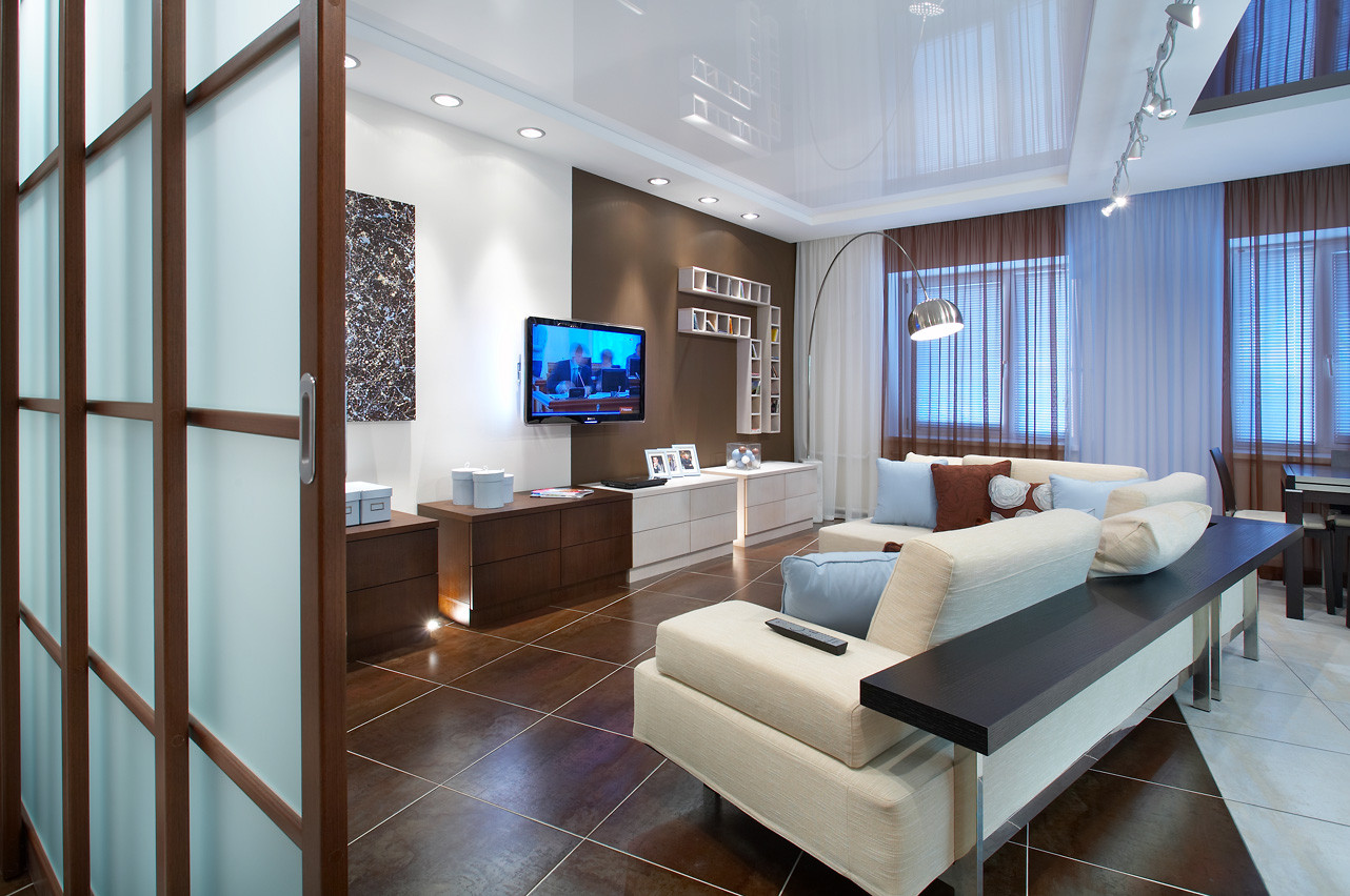 "С оттенком капучино"