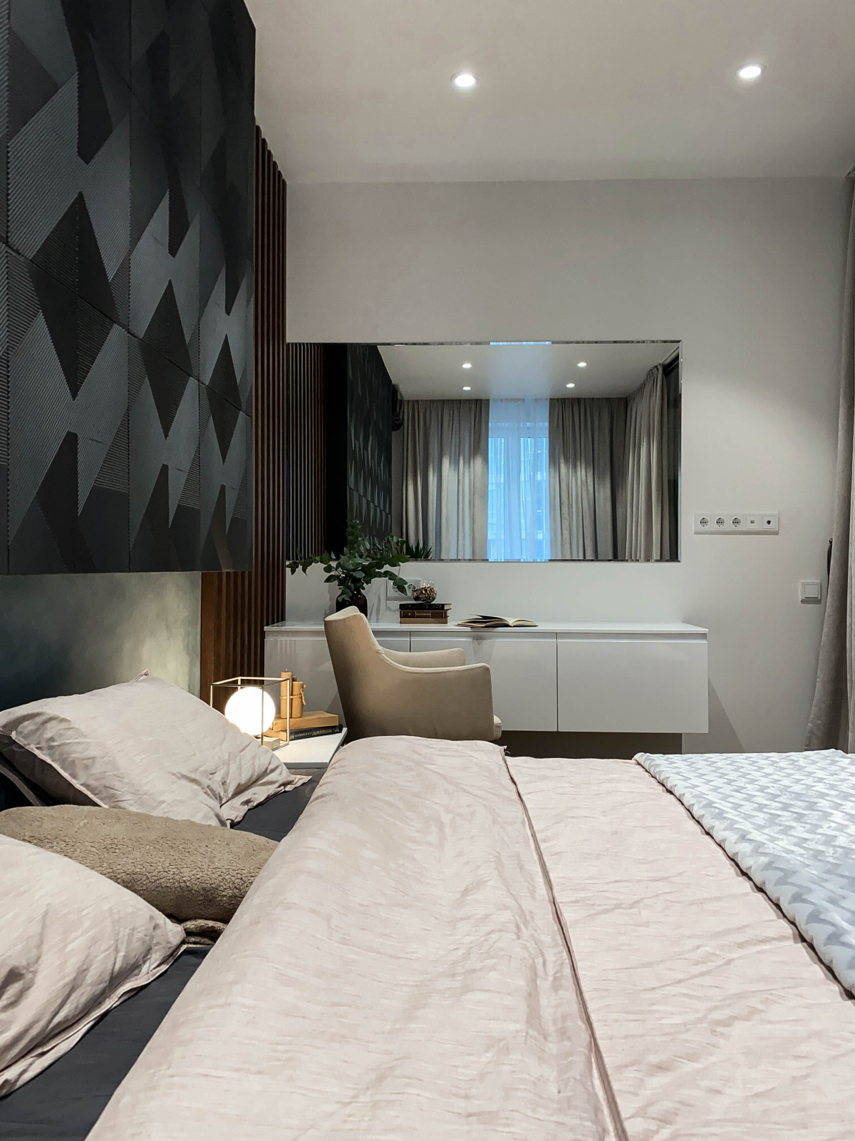 Квартира в ЖК "Седьмой континент"   дизайнера Ирины Ждановой