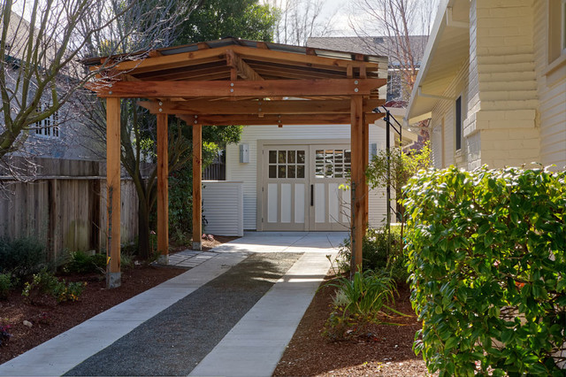 Backyard Cottage contemporary-garage
