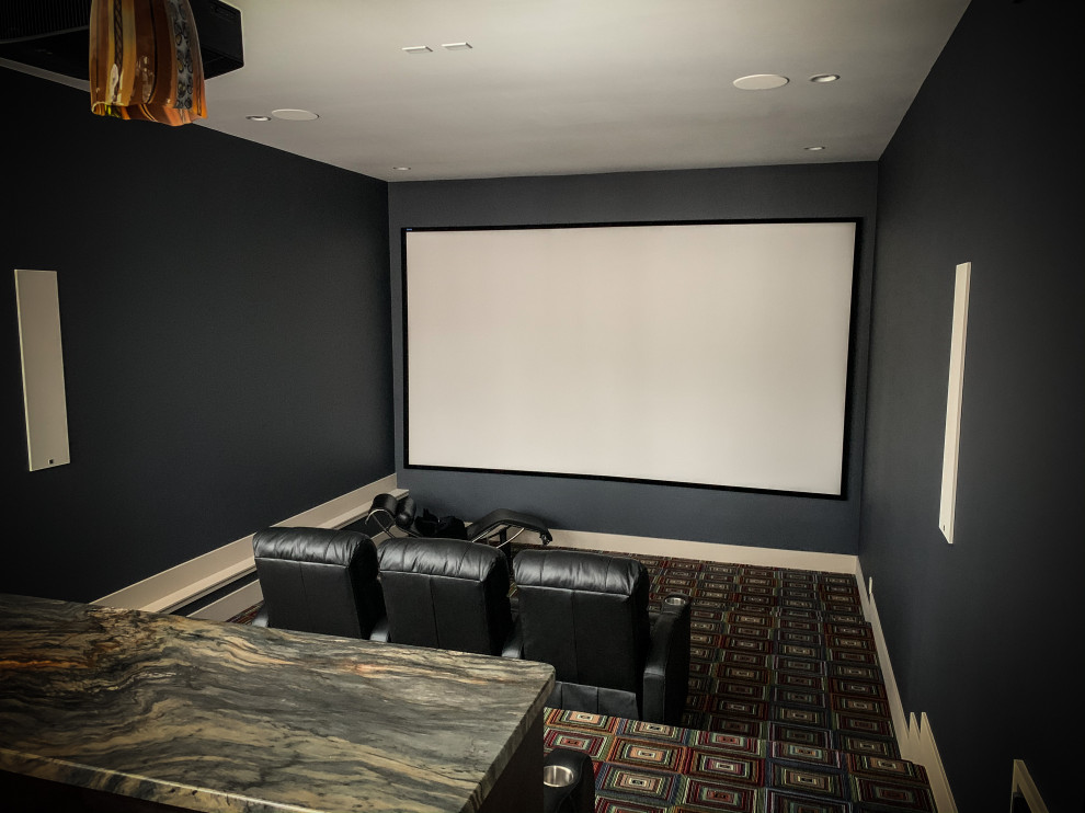 Photo of a modern home theatre in Cleveland.