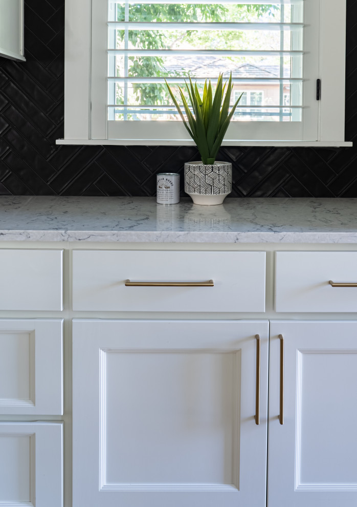 Contemporary Staging with Jewel Tones